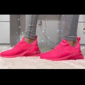 Nike Women's Air Max 270 Hyper Pink Sneakers